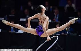 巴萨制造禁区混战 亚马尔捅射破门