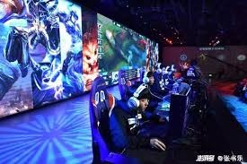 [图]客场击败天津津门虎 上海申花拿到联赛亚军