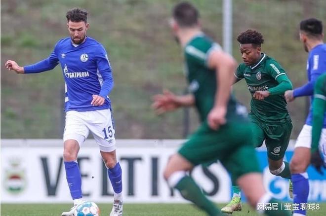 论员卡拉格 论员卡拉格