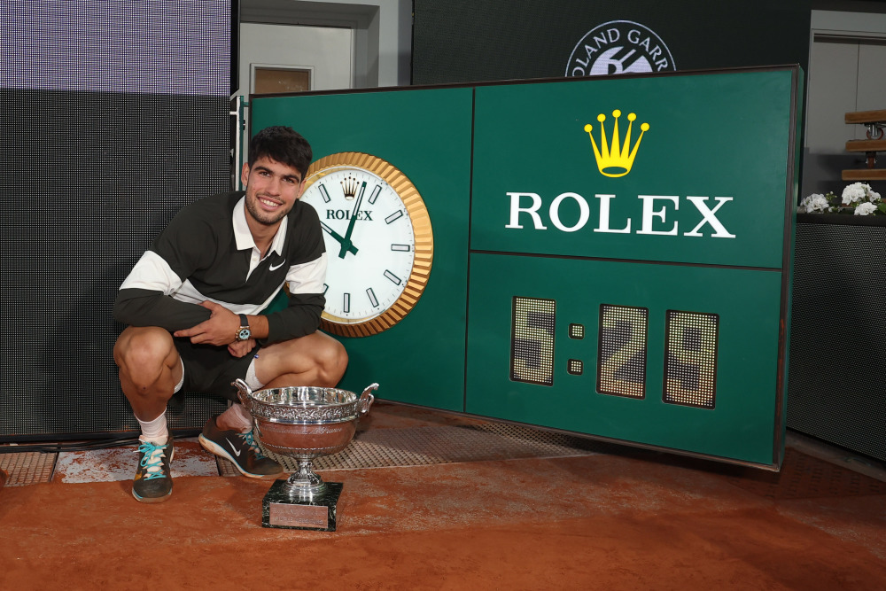 之间的竞争 之间的竞争